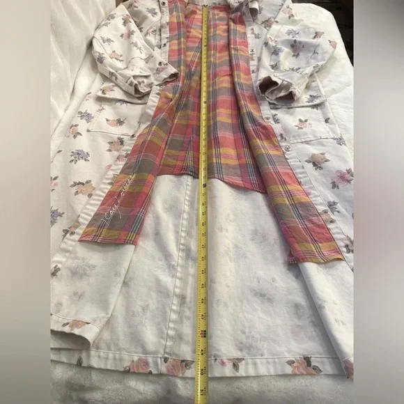 Kay Louise One of a Kind Cotton Denim Off-White Floral Drover’s (Duster) Coat - Picture 12 of 14